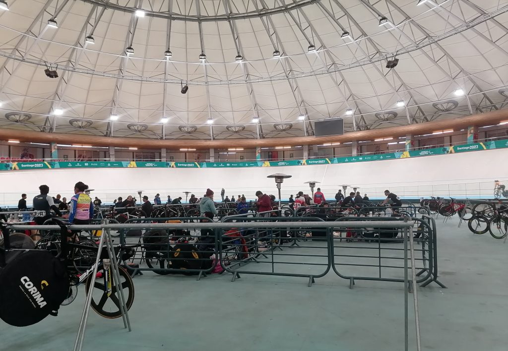 Las pruebas para el Mundial de Ciclismo 2025 en el Velódromo de Peñalolén